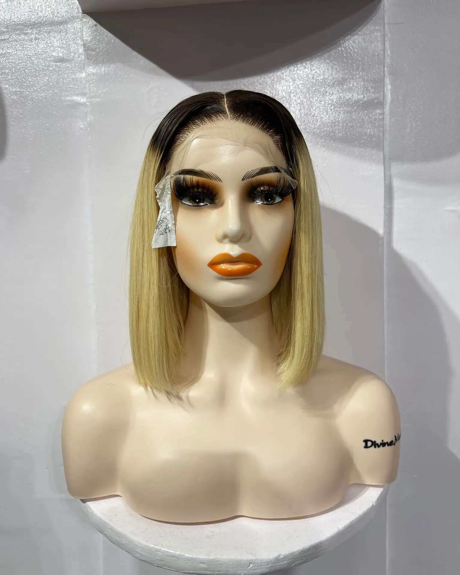10 inches blonde bone straight human hair wig in Nigeria